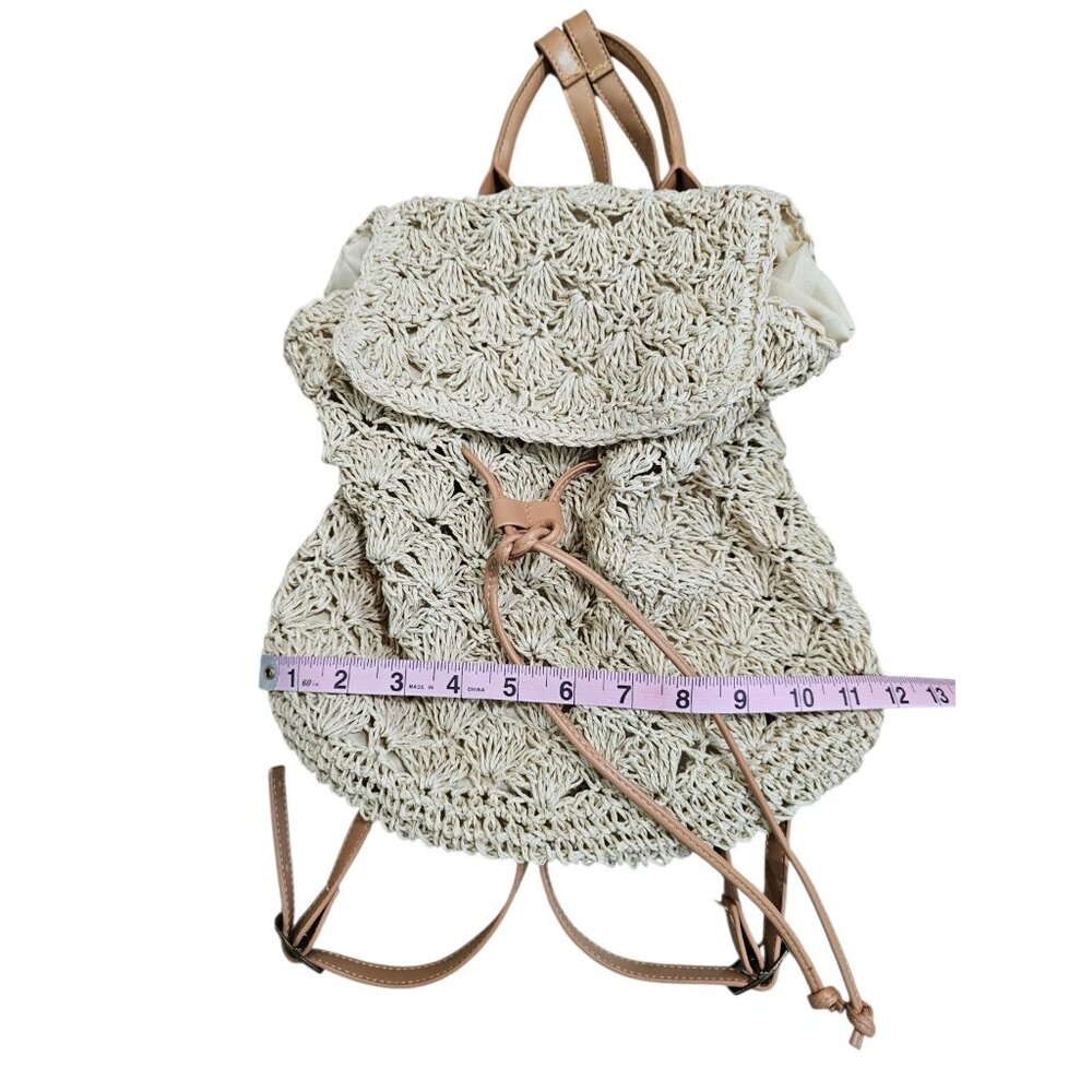 Woven Straw Crochet Backpack Beige Boho Drawstring Lined Summer Festival Bag - Picture 4 of 7
